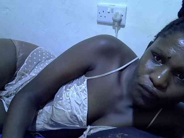 adara-lee webcam