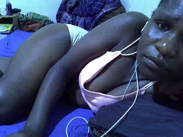 adara-lee webcam