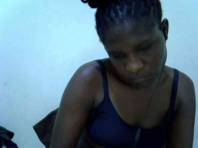 adara-lee webcam