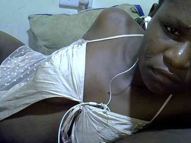 adara-lee webcam