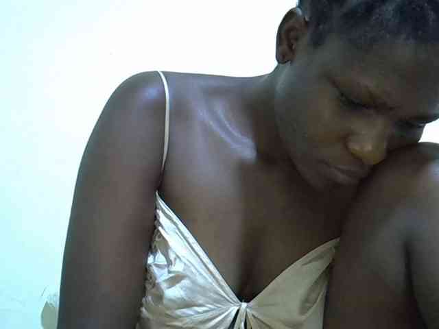 adara-lee webcam