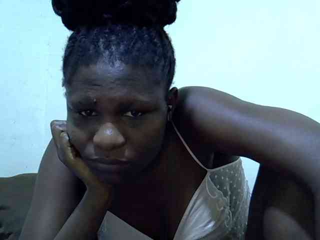 adara-lee webcam