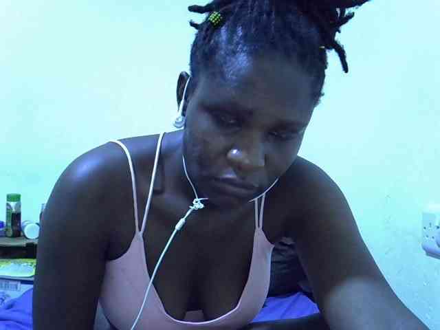 adara-lee webcam
