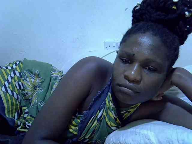 adara-lee webcam