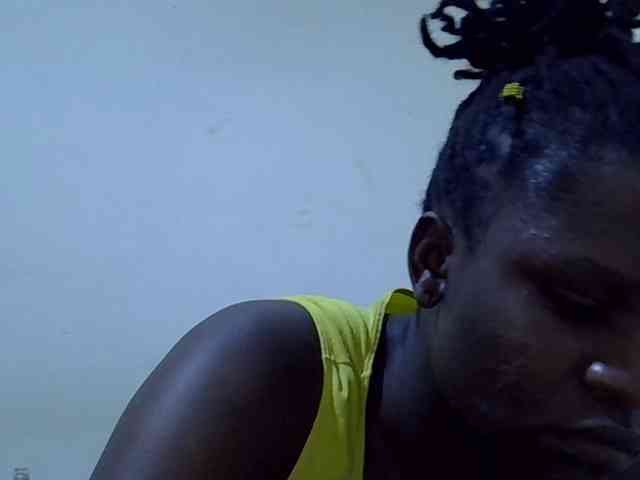 adara-lee webcam
