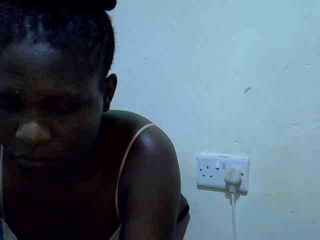 adara-lee webcam