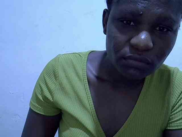 adara-lee webcam