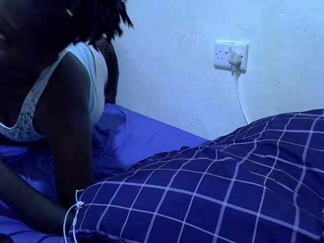adara-lee webcam