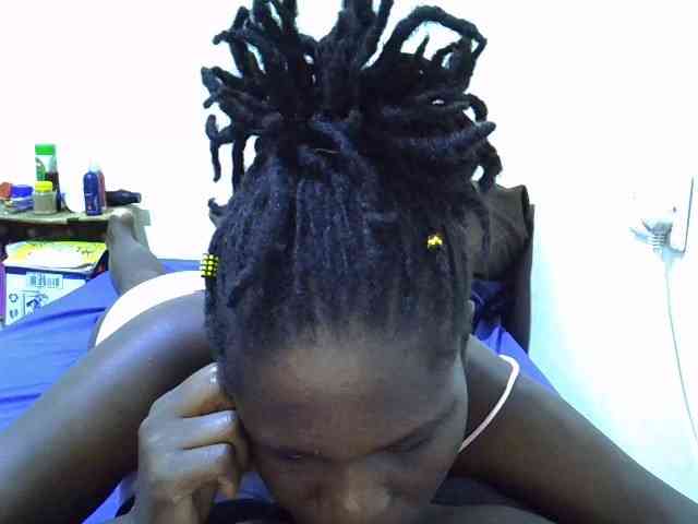 adara-lee webcam