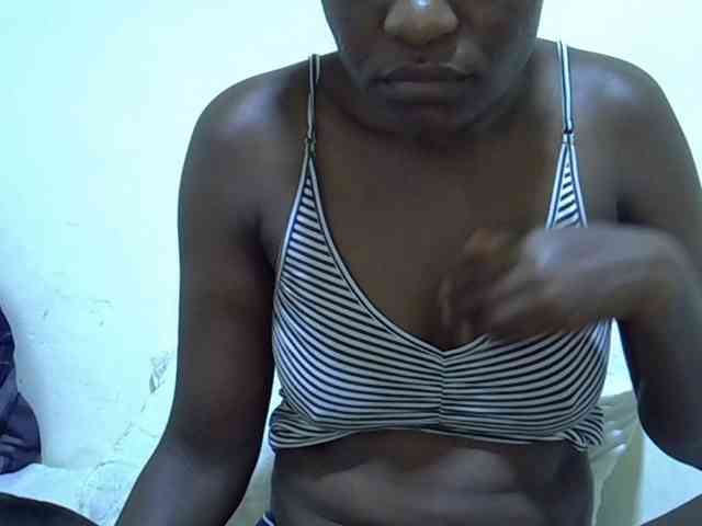 adara-lee webcam