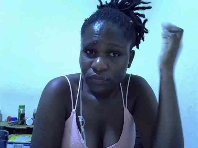 adara-lee webcam