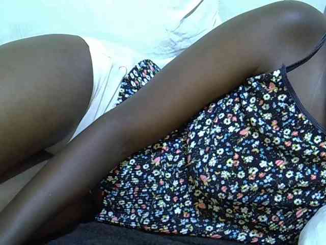 adara-lee webcam