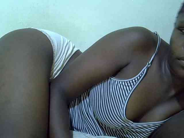 adara-lee webcam