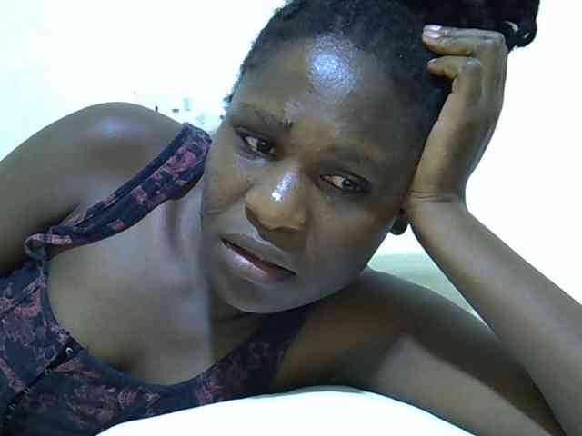 adara-lee webcam