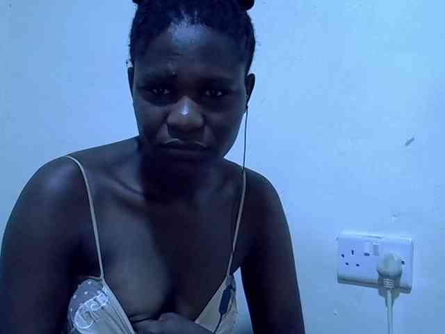 adara-lee webcam