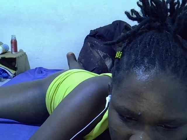 adara-lee webcam