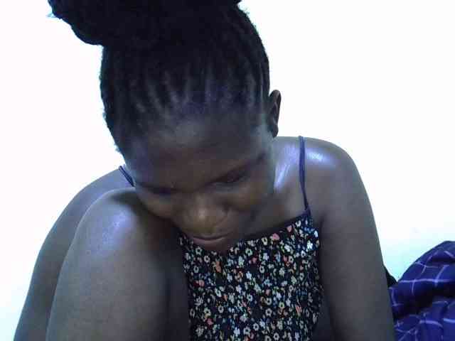 adara-lee webcam