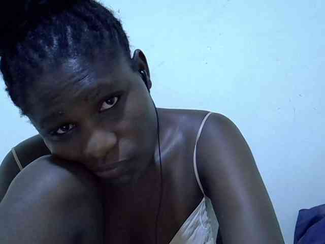 adara-lee webcam