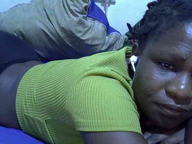 adara-lee webcam