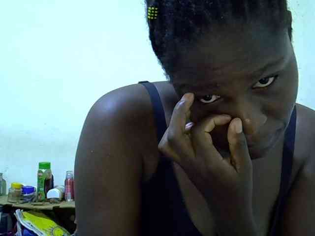 adara-lee webcam