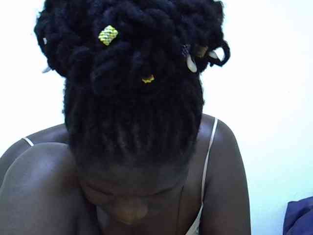 adara-lee webcam