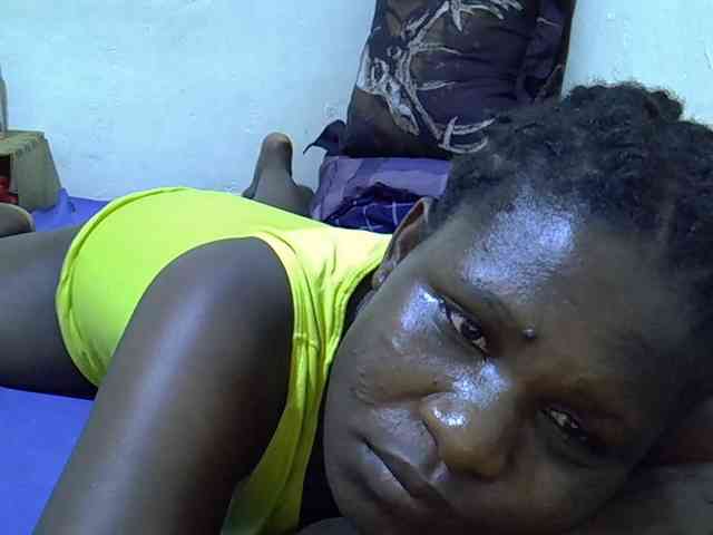 adara-lee webcam