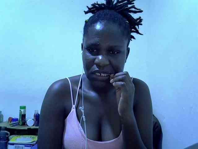 adara-lee webcam