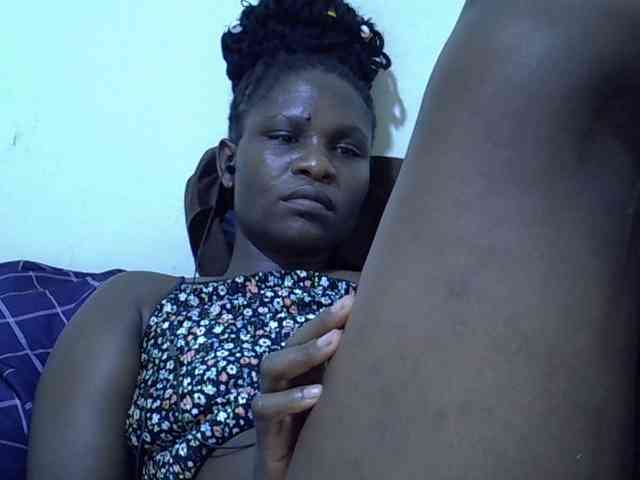 adara-lee webcam