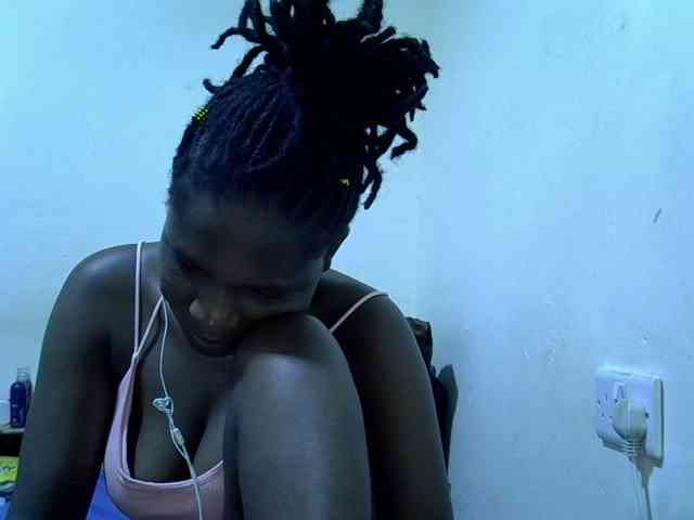 adara-lee webcam