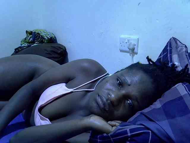 adara-lee webcam