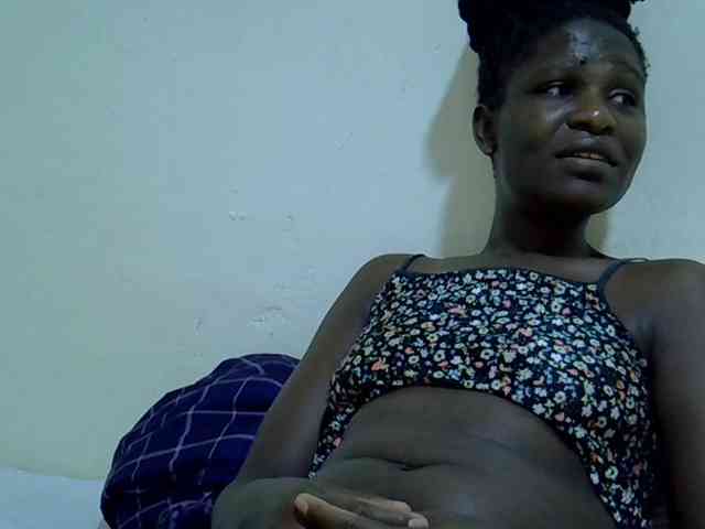 adara-lee webcam