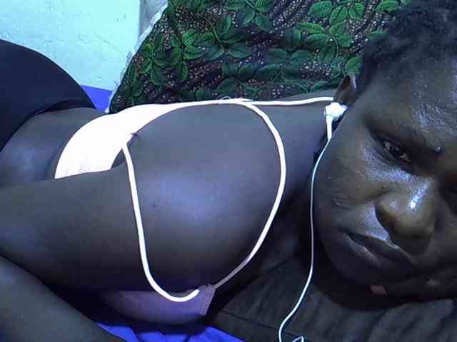 adara-lee webcam