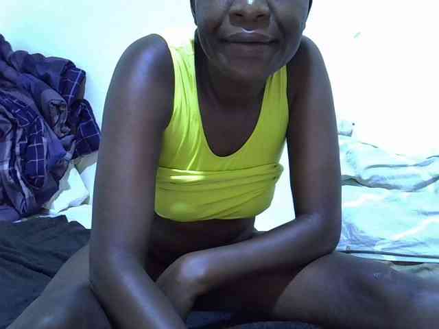 adara-lee webcam
