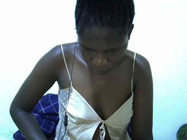 adara-lee webcam