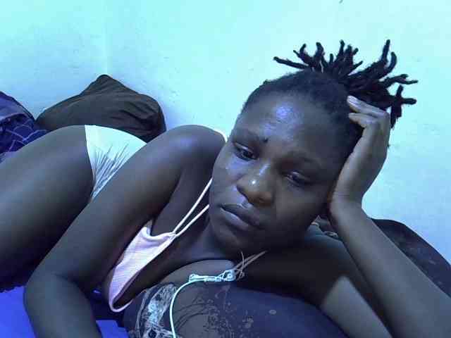 adara-lee webcam