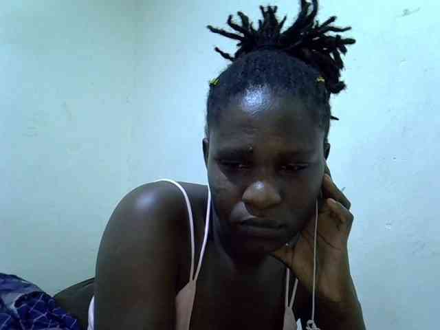 adara-lee webcam