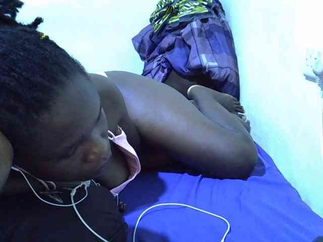 adara-lee webcam