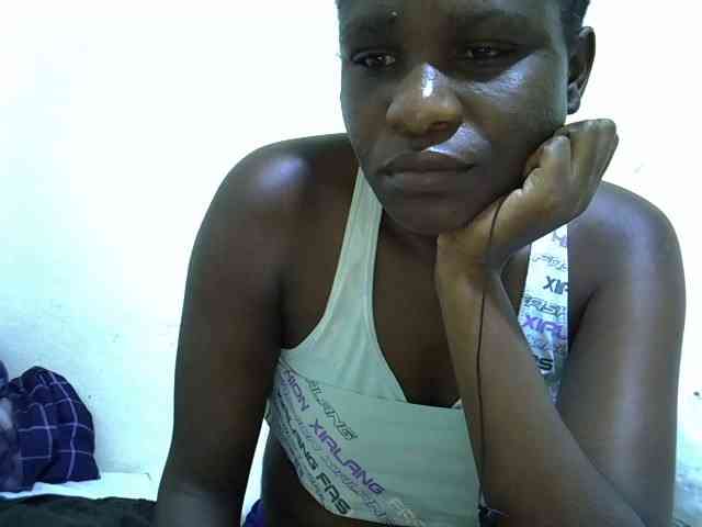 adara-lee webcam