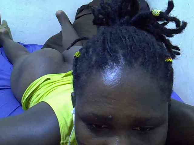 adara-lee webcam