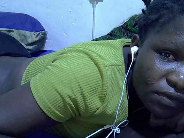 adara-lee webcam