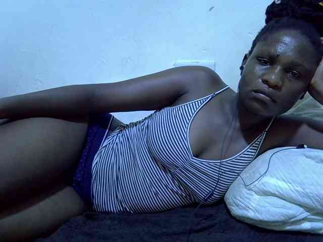 adara-lee webcam