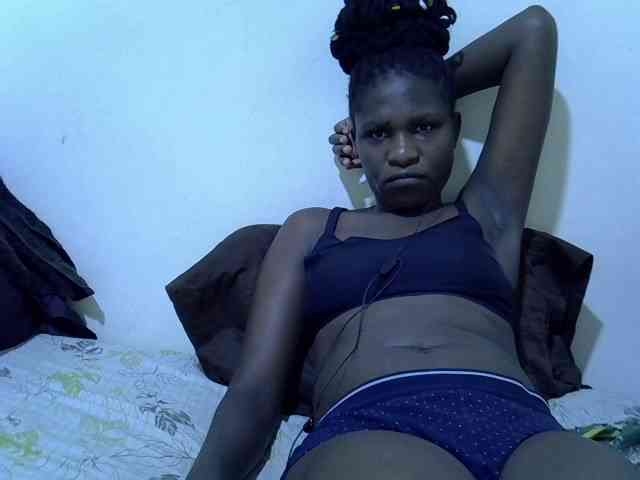 adara-lee webcam