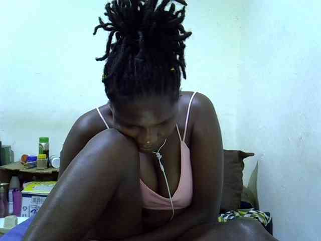 adara-lee webcam