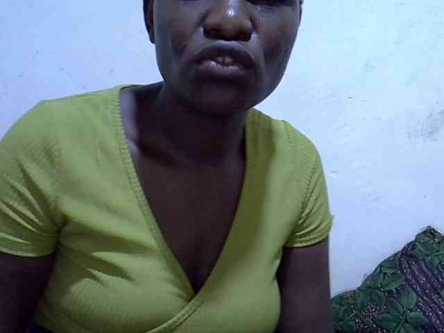 adara-lee webcam