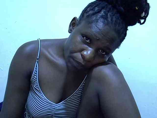 adara-lee webcam