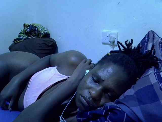 adara-lee webcam