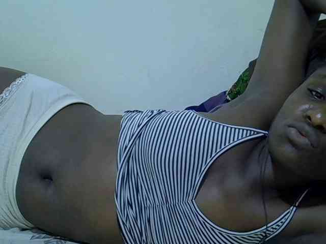 adara-lee webcam