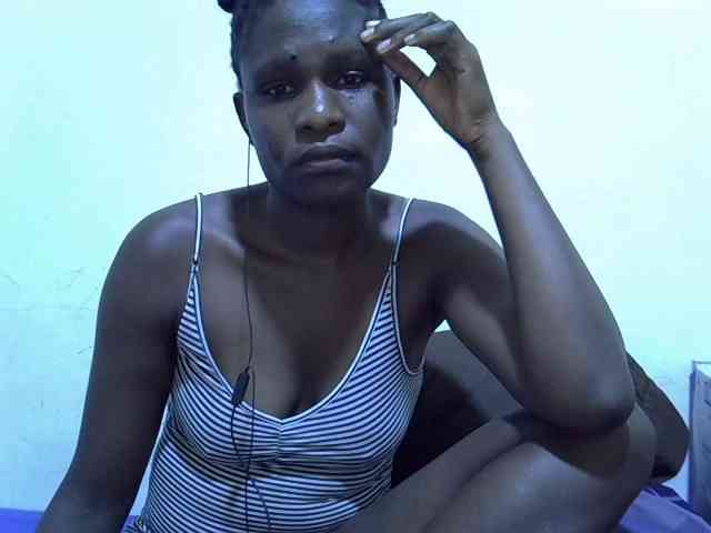 adara-lee webcam