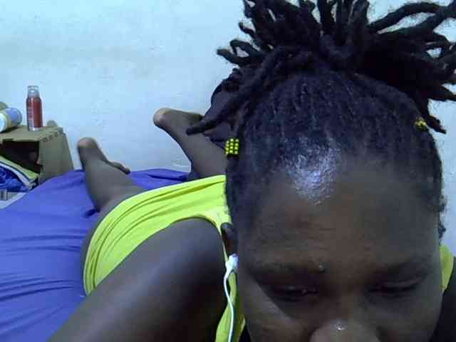 adara-lee webcam