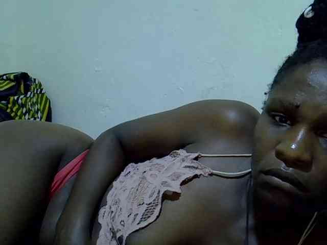 adara-lee webcam